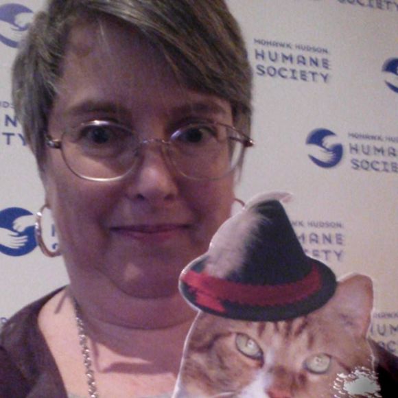 Meet your Posher, Roberta - Picture 1 of 1